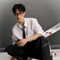 Nguyễn Lâm Anh ( yuv_wvl )