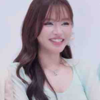 Bích Phương