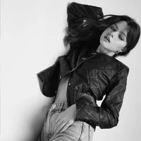 Becky ( chị ba nhà Austin)