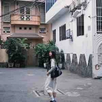 Ánh Sáng Aza _ Nguyễn Lê Ngọc Ánh Sáng _