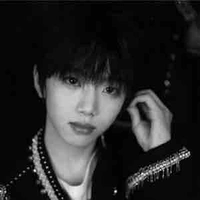 Trương Hàm Thụy 