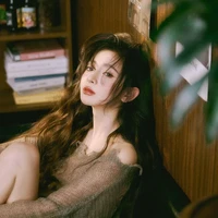 Mạn Châu Anh - Mẹ nữ9