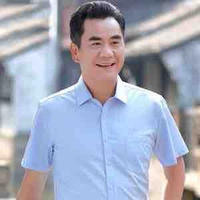 Thầy hiệu trưởng