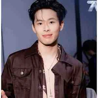 Thầy giáo( hrkhng)