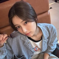 Kang Hyewon (em)