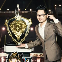 Huỳnh Trung Hiếu/Titan