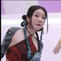 tgia bị khùng😭