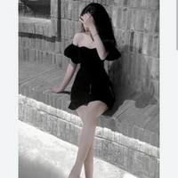 Nguyễn Thị trăm [ny của trúc]