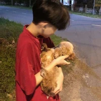 Lục Thời Châu ( lúc nhỏ) 