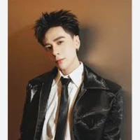 Lê Quang Hùng ( phone )