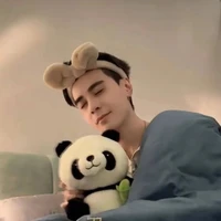 Lê Quang Hùng (Phone)