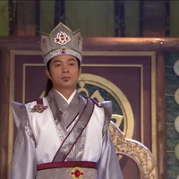 giáo chủ ( cha anh)