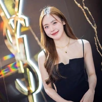 june wawimol (nàng)