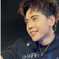quang hùng