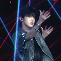 Trương Trạch Vũ-hắn-