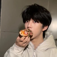 Trương Hàm Thụy_ cậu