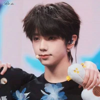 Vương Lỗ Kiệt_Bạn