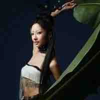 Hàng Lâm Trang Anh-Suboi [1990]