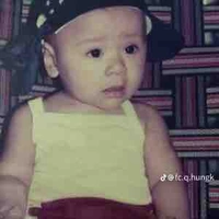 Lê Quang Hùng(lúc bé)