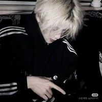 Hoàng Lục Giang Long┆HhgiL