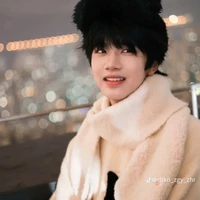 Trương Hàm Thụy(th)