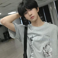 Trương Hàm Thụy • y•