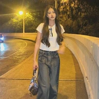 View Benyapa ( bạn cô )