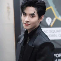 Hùng Huỳnh