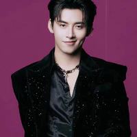 Hùng Huỳnh
