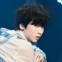 Nhiếp Vĩ Thần
