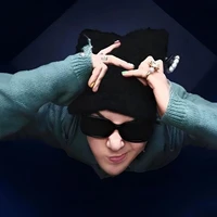 Kwon Ji‑yong [ông Kim]