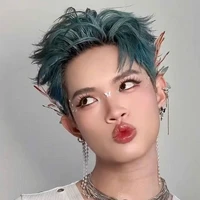 pháp kiều ( mẹ quang hùng)