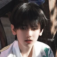 Tả Kỳ Hàm(em)