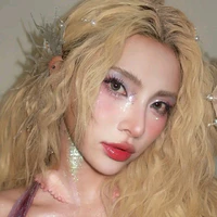 Nguyễn Hiền Mai(chị)