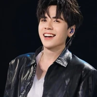 Quang Hùng"Hùng lớn"