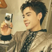 Lê Quang Hùng ˖ Biên kịch ˖