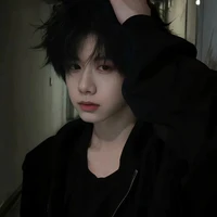 Trần Dịch Hằng_Hắn