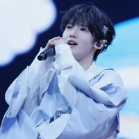 Trương Dịch Nhiên _ZYR