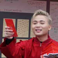 Hoả con ٩( ᐛ )و🍭