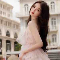 Lê lý lan hương 
