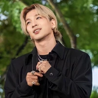 Taeyang (Dong Young Bae)