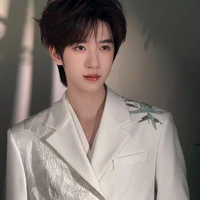Hạ Tuấn Lâm_papi em