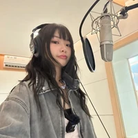 Nguyễn Lê Ngọc Ánh Sáng_Aza