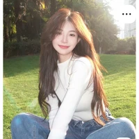 Trần Khả Hi - Cô