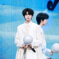 Trần Dịch Hằng