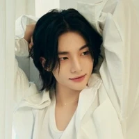 hwang hyunjin