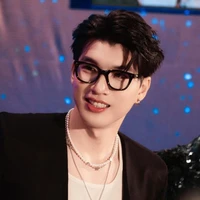 Hiếu (Monday)