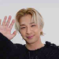 Dong Young Bae 