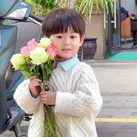 na9 lúc nhỏ
