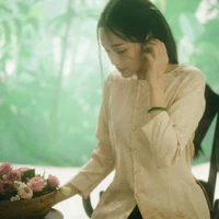 Ngọc Anh (nhỏ nhất )